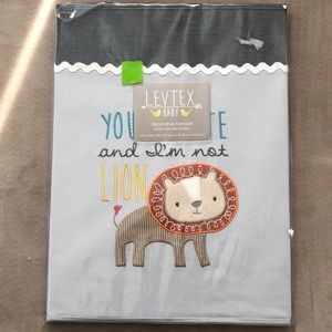 Child’s/baby room hamper